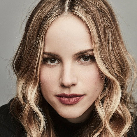 Halston Sage