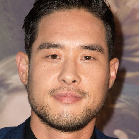 Raymond Lee