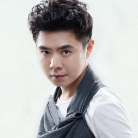 Zhou Yi