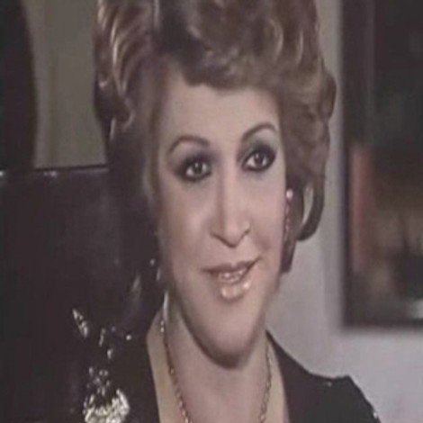 Nadia Ezzat