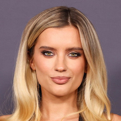 Mia Healey