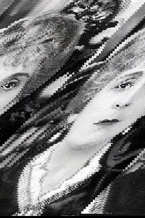 Clarissa Selwynne