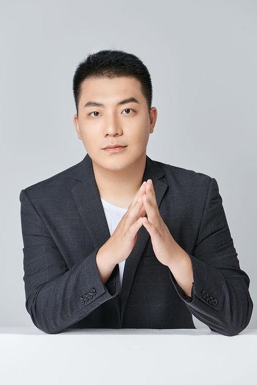 刘峥's poster