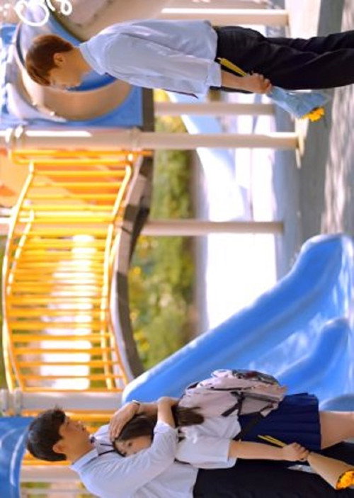 187cm vs 185cm海报