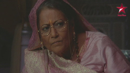 Naanima insults Varsha