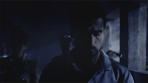 Iru Dhuruvam第2季第4集