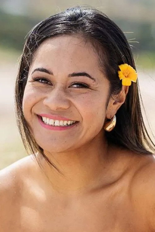 Cast member photo for gaby-solomona
