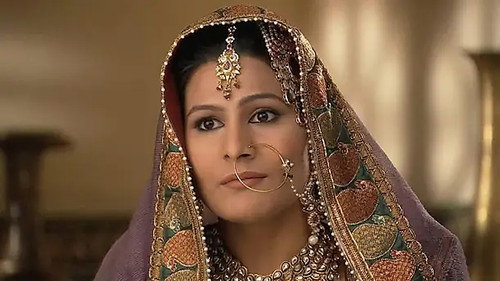 Jalal summons Salima