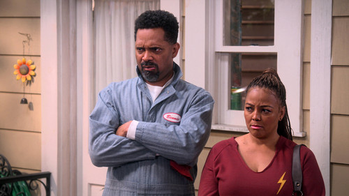 The Upshaws - Home Repairs