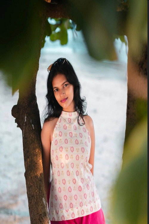 Roshni Maurya's poster