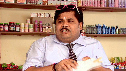 Chacha Chakri Uses His Intelligence