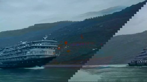 Up the Yangtze
