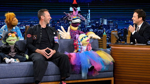 The Weirdos ft. Chris Martin of Coldplay, Bryce Dallas Howard