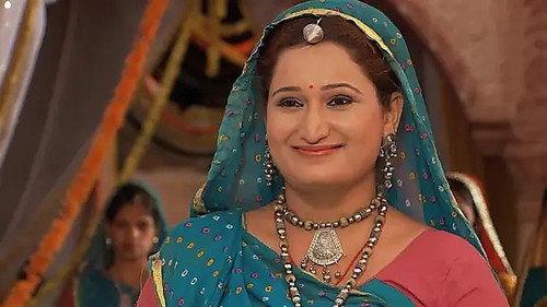 Jodha reaches Amer with Bharmal