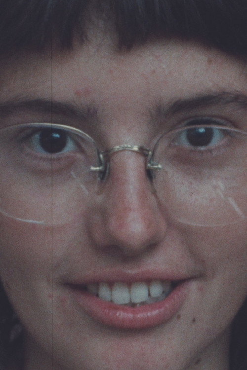 Faces电影海报
