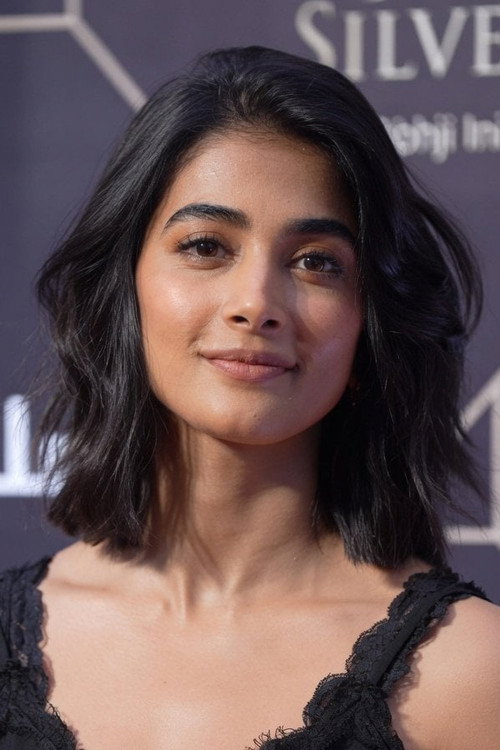 Cast member photo for pooja-hegde