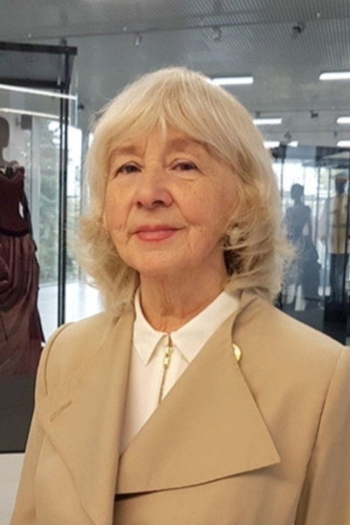 Emma Malaya