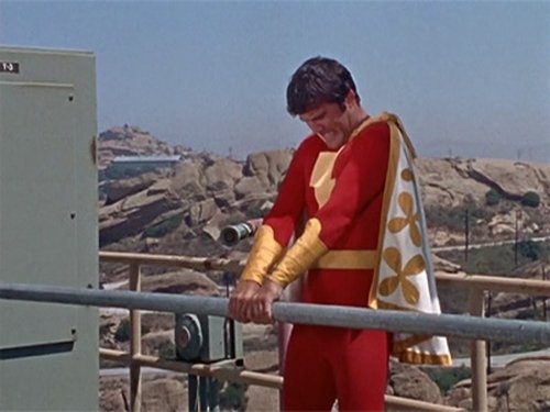 Shazam! - 1. Bölüm