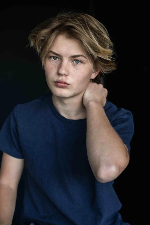 Cast member photo for elton-mccrudden