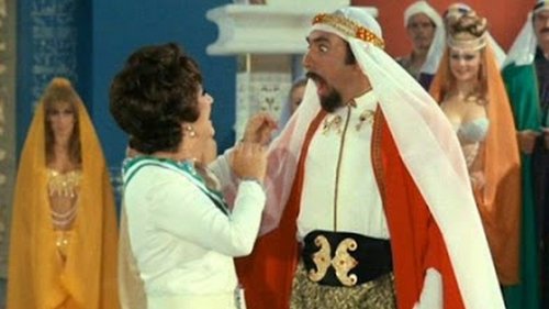 Μια Ελληνίδα Στο Χαρέμι (1971)