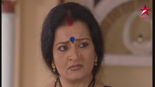 Savita Slaps Mandira
