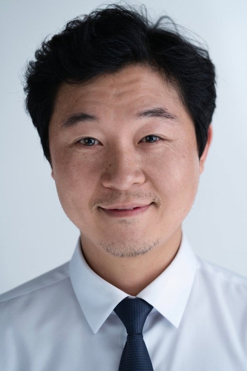 Cast member photo for lee-chung-hun