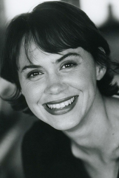 Cast member photo for victoria-haas