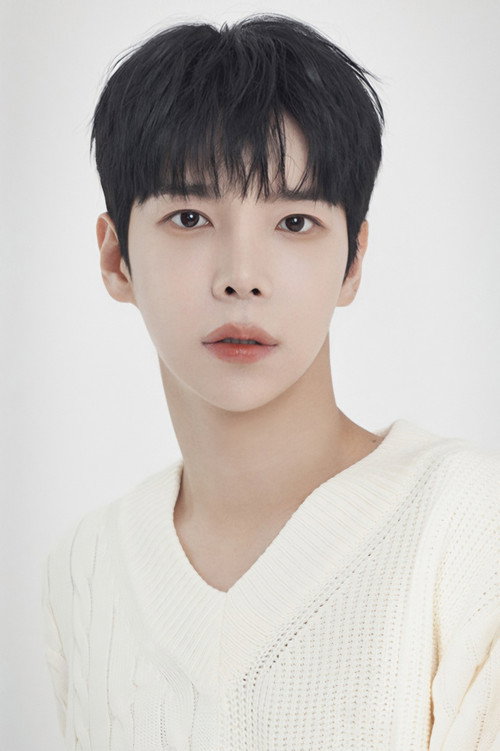 Hyun Woo