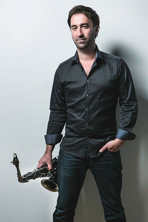 Cast member photo for simon-willescroft