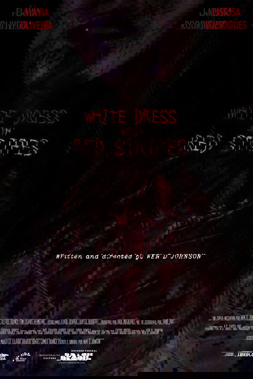 Vestido Branco com Listras Vermelhas