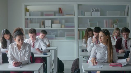 Élite - 66 Saattir Kayıp