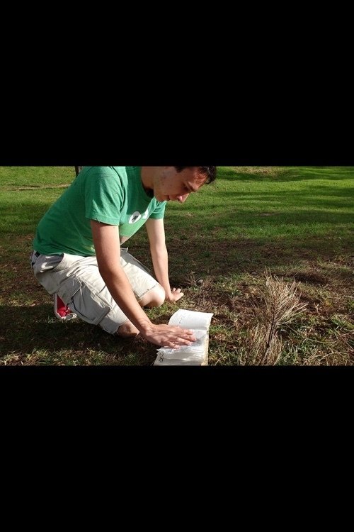 Debajo de la Cama (2021) Debajo de la Cama (2021)