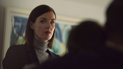 The Devil's Hour - Dedektif Chambers