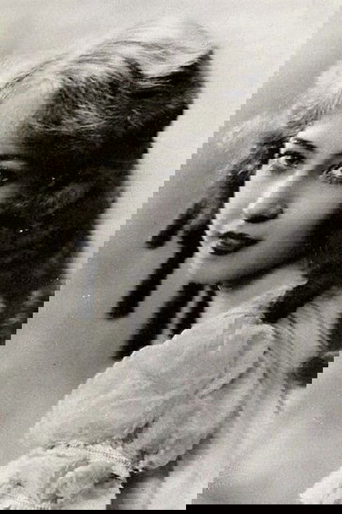 Doris Lloyd