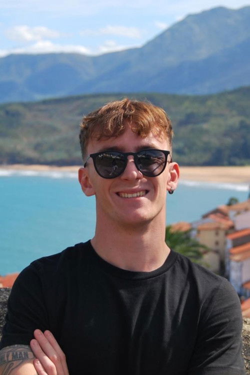 Israel Meneses Tardío