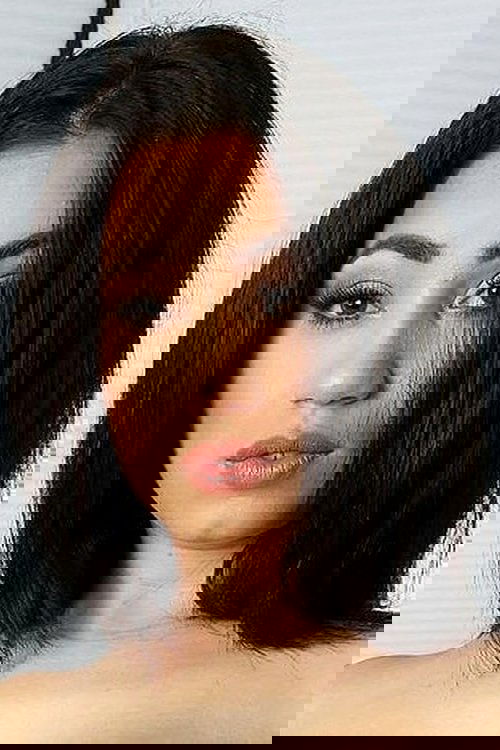 Poster of Demi Lowe
