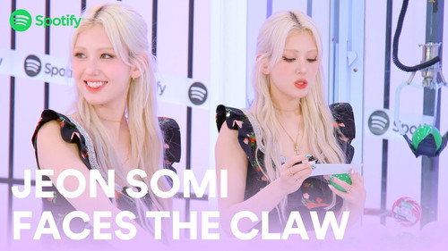 JEON SOMI claws her way to your Q’s