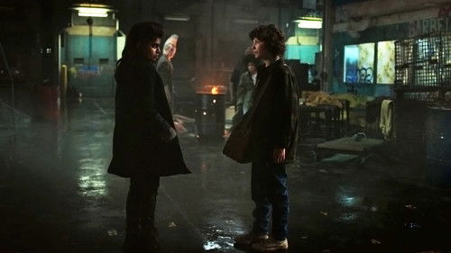 Stranger Things - Kayıp Kız Kardeş