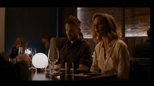 Happily (2021) فيلم كامل على الانترنت