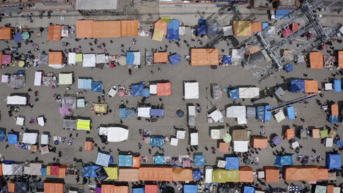 Bolivia, the door to the Altiplano