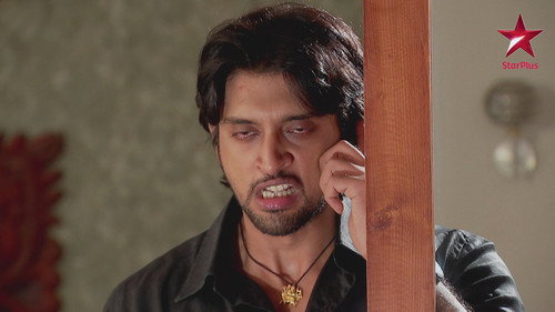 Khushi Discovers Arnav's Location