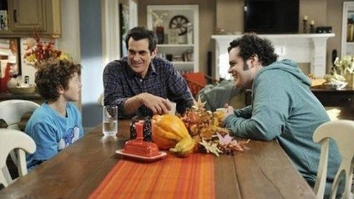 Modern Family - 9. Bölüm