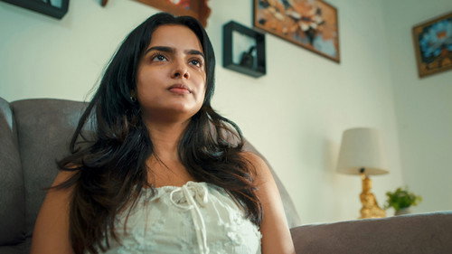 Madhu Convinces Girija!