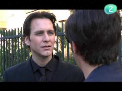 Presentado por John Travolta