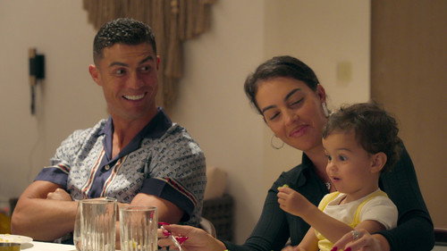 I Am Georgina - Yeni Ülke, Yeni Takım