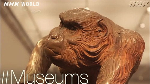 Illuminating Displays [#Museums]
