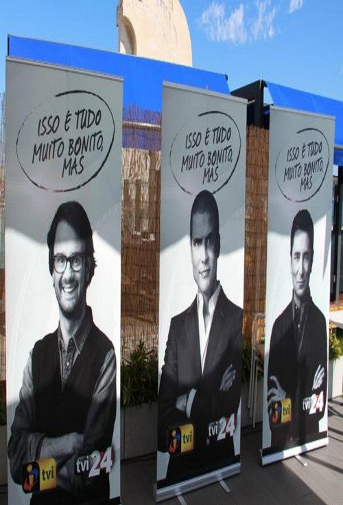 Isso é Tudo Muito Bonito, Mas poster 2