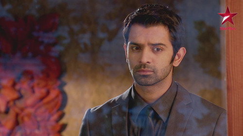 Arnav Gets Angry With Lavanya