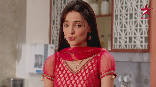 Khushi Aspires to Be a Model
