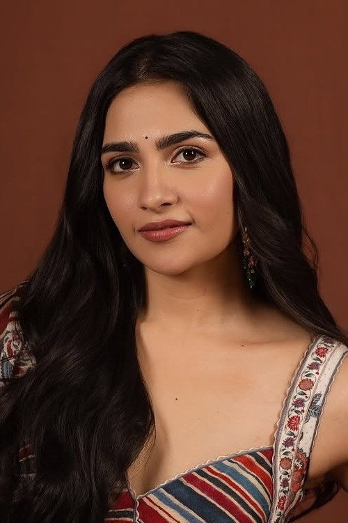 Cast member photo for rukmini-vasanth